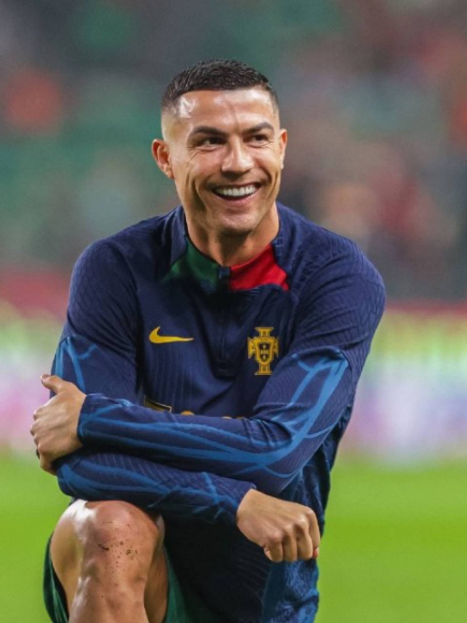 开云（中国）-C罗重返赛场，晋级下一阶段首场状态出色，法国队观众沸腾！再创辉煌时刻-开云（中国）